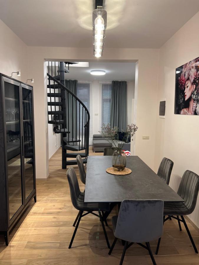 Exclusive Two-Level Apartment With Private Terrace On The Canal Bryssel Exteriör bild